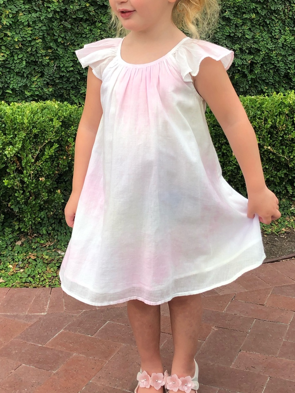 LoveShackFancy Girls White Pink Tie-Dye Flutter Sleeve Dress